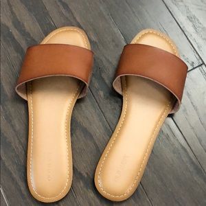 Old Navy Brown Flats - never used size 8